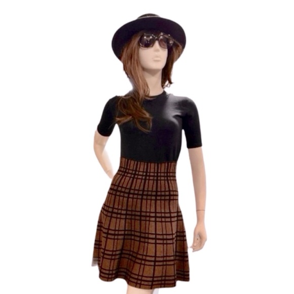 Max Studio Couper Cut Skirt - Picture 1 of 4